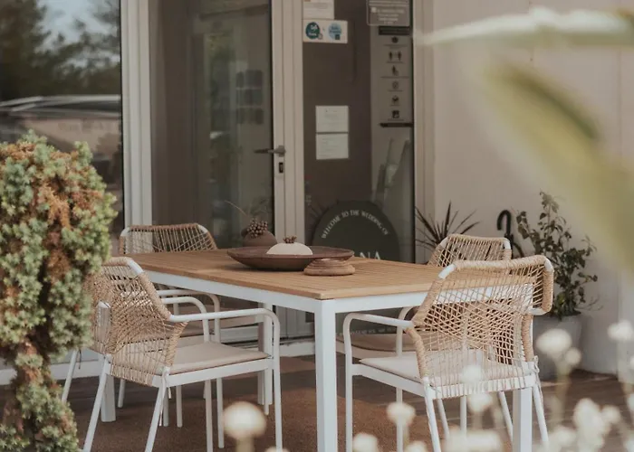 Scardona Park Luxury Πανσιόν 4*