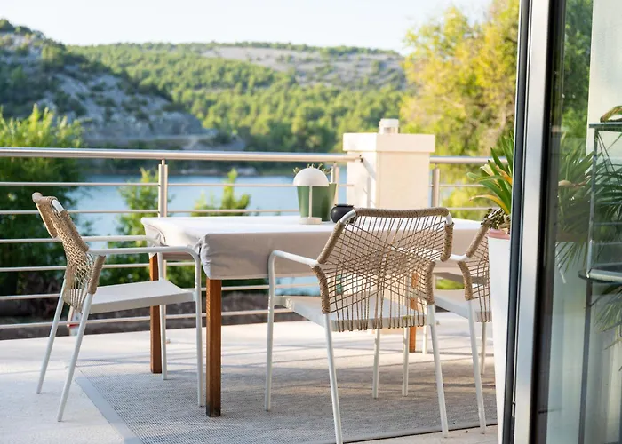 Pensionat Scardona Park Luxury 4*